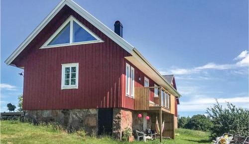 Two-Bedroom Holiday Home