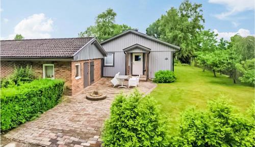 Three-Bedroom Holiday Home 
