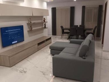 Three-Bedroom Apartment - High Floor