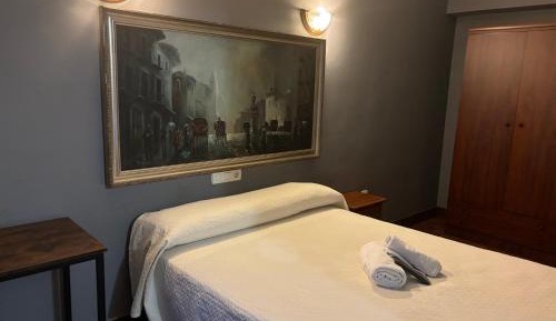 Deluxe Double Room with Shower