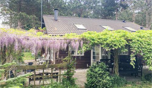 Two-Bedroom Holiday Home
