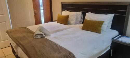 Double or Twin Room with Garden View