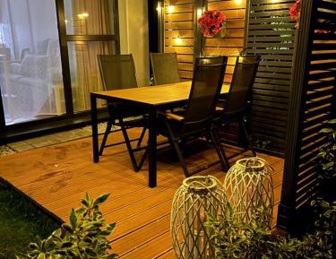 One-Bedroom Apartment with Terrace