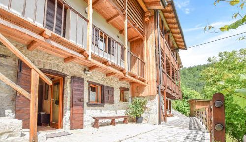 Three-Bedroom Holiday Home 