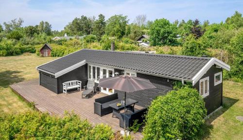 Two-Bedroom Holiday Home