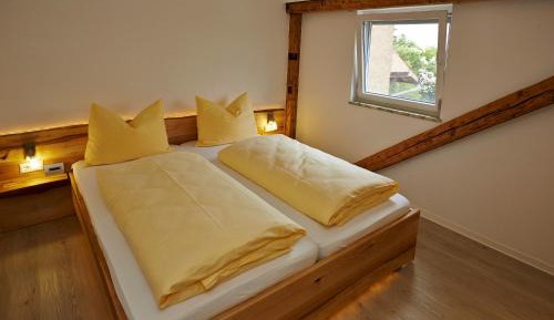 Two-Bedroom Apartment "Friedenstaube"