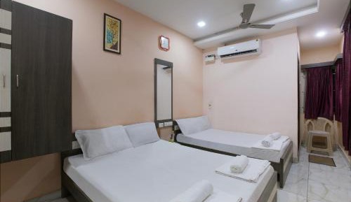 Quadruple Room with Bathroom