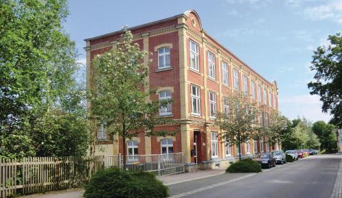 Sixteen-Bedroom Holiday home