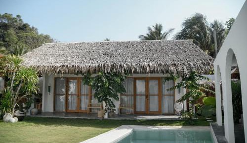 King Room with Pool View