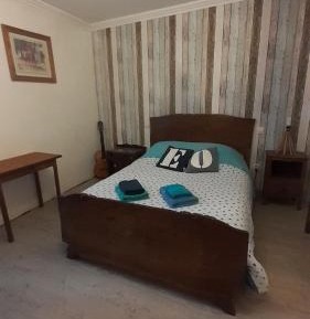 Large Double Room