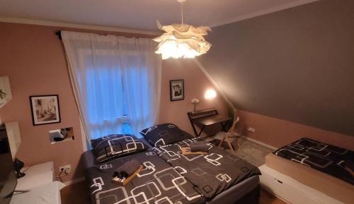 Deluxe Double Room (2 Adults + 1 Child)