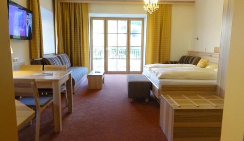 Junior Suite with Balcony
