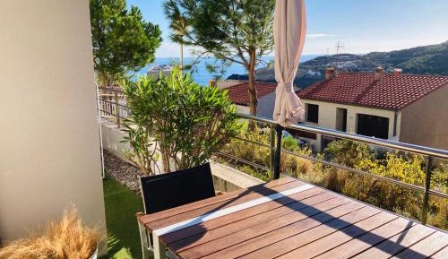 Apartment with Terrace