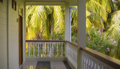 Deluxe Double Room with Balcony and Sea View