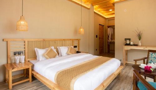 King Room with Balcony
