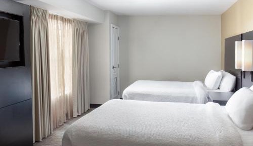 One-Bedroom Queen Suite with Sofa Bed