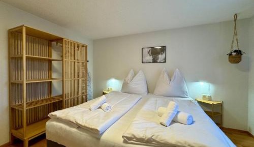 Apartment with Garden View