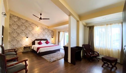 Deluxe Double Room with Balcony