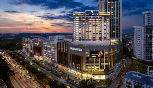 Twin Room with City View