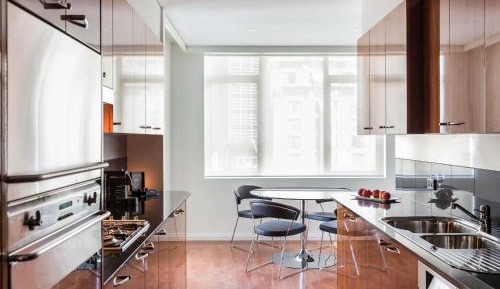 Three-Bedroom Two-Bathroom Premium Apartment with Balcony - Floors 16-26