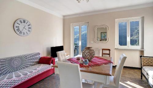 Superior One-Bedroom Apartment with Balcony