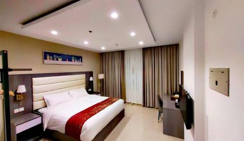 Standard King Room