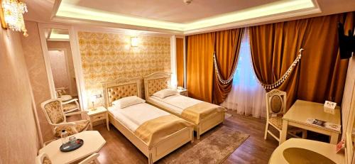 Deluxe Family Suite