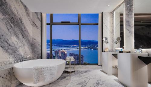 Deluxe Double Room with River View