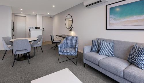 One Bedroom Luxe Suite