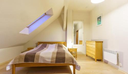 Studio - Split Level