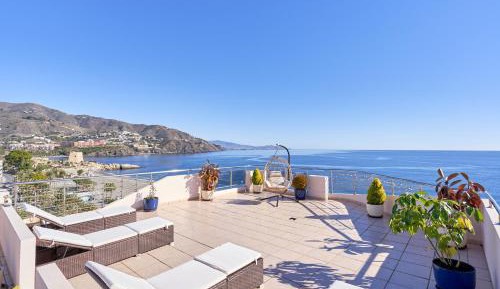 Three-Bedroom Superior Apartment