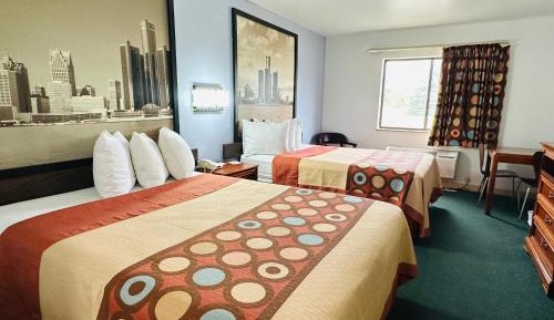 Queen Room with Two Queen Beds - Non-Smoking