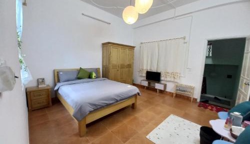 Double Room with Private Bathroom