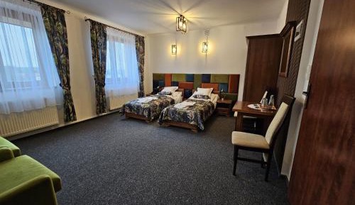 Twin Room with Private Bathroom