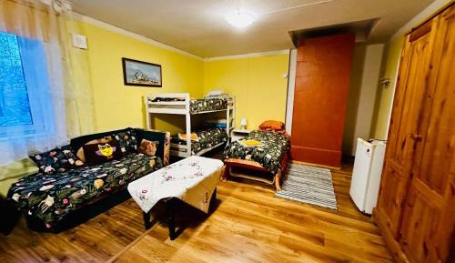 Apartment With Shared Bathroom