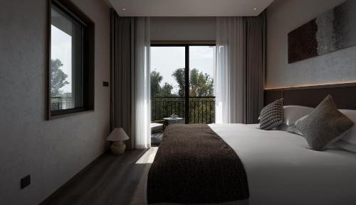 Deluxe Double Room with View