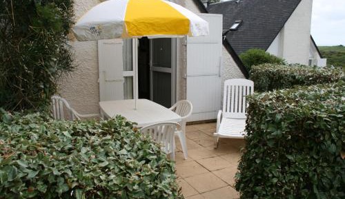 Two-Bedroom Apartment (5 Adults)