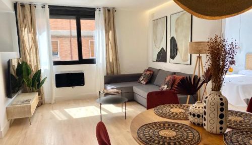 Apartment with City View