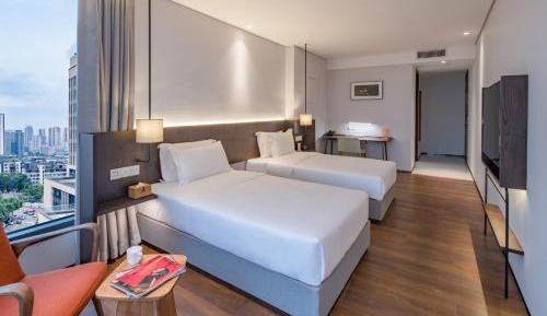 Twin Room with Bath