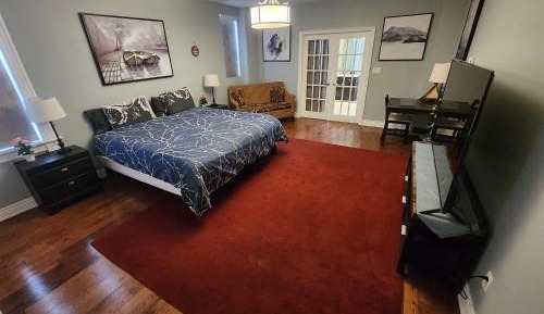 Deluxe King Room