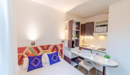 Studio Apartment with Double Bed