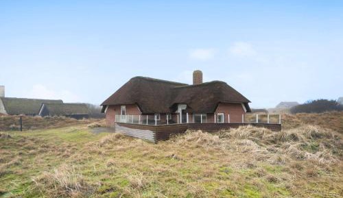 Three-Bedroom Holiday Home 