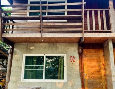 Suite with Mountain View