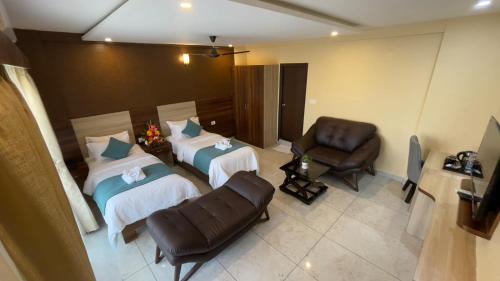 Deluxe Double Room with Balcony