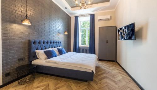 Design Studio Apartment - Mykhailivska str. 24V