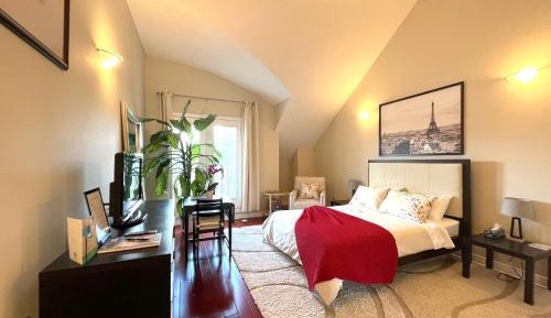 Deluxe Double Room with Bath