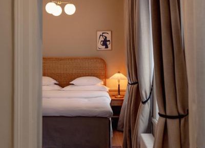 Superior King Room with Park View