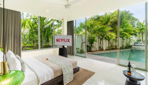 Royal One-Bedroom Villa with Private Pool