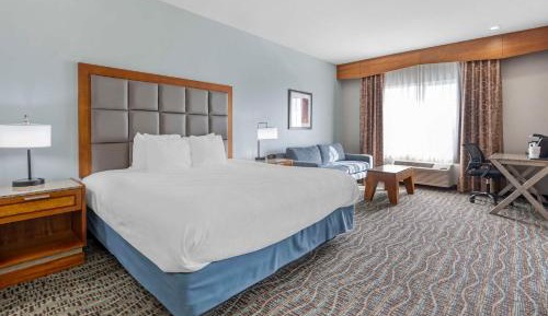 King Room with Bathtub - Disability Access - Non Smoking