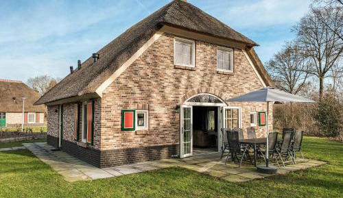 Four-Bedroom Holiday Home